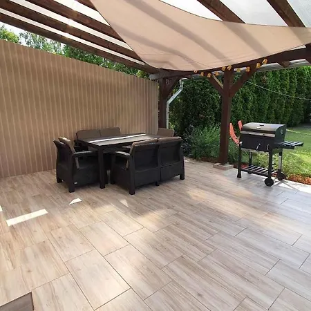 Feriehus In 38068 Balatonlelle
