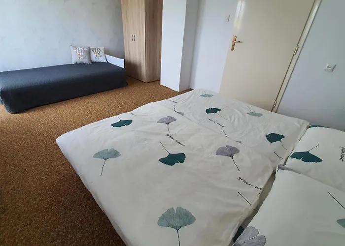 בית נופש In 38068 *