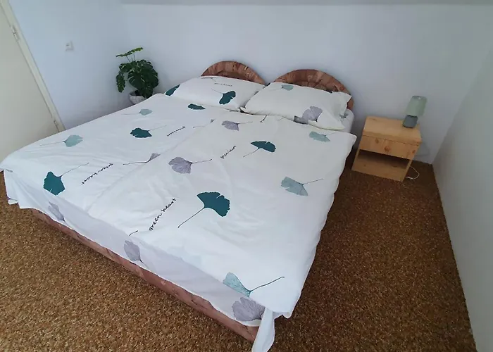 In 38068 * בלטונללה