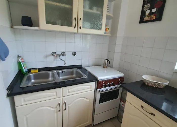 In 38068 * בלטונללה