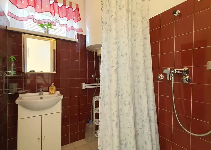 In 38068 בית נופש *